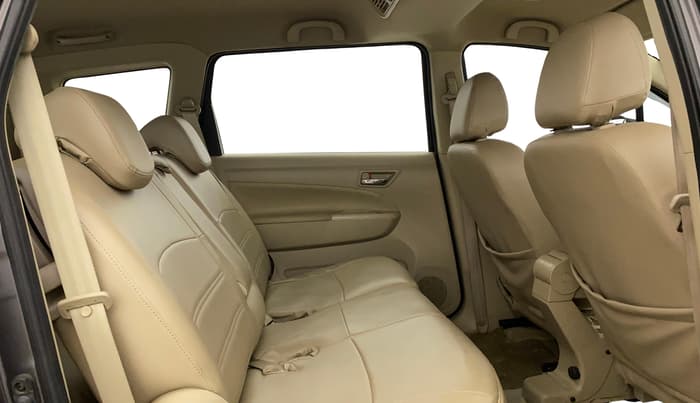 2017 Maruti Ertiga ZXI+, Petrol, Manual, 26,916 km, Right Side Rear Door Cabin