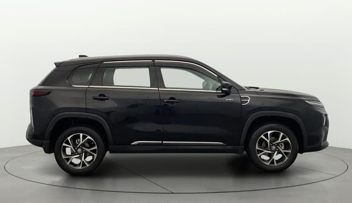 2025 Toyota URBAN CRUISER HYRYDER G (O) 2WD Hybrid 1.5L e-CVT, Hybrid, Automatic, 3,621 km, Right Side View