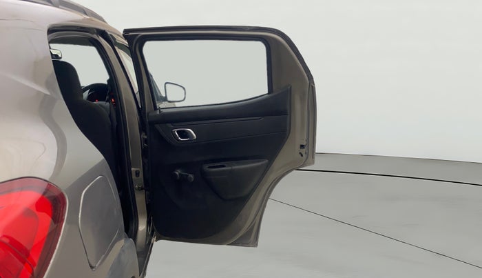 2018 Renault Kwid RXT 1.0 AMT, Petrol, Automatic, 30,142 km, RHS Rear Door