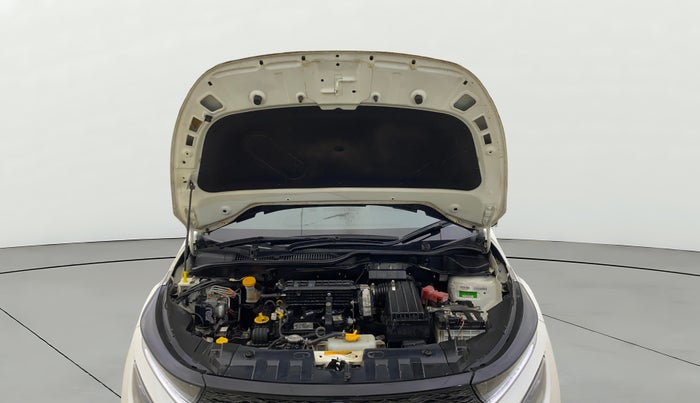 2024 Tata ALTROZ XZA + SUNROOF, Petrol, Automatic, 5,572 km, Open Bonet