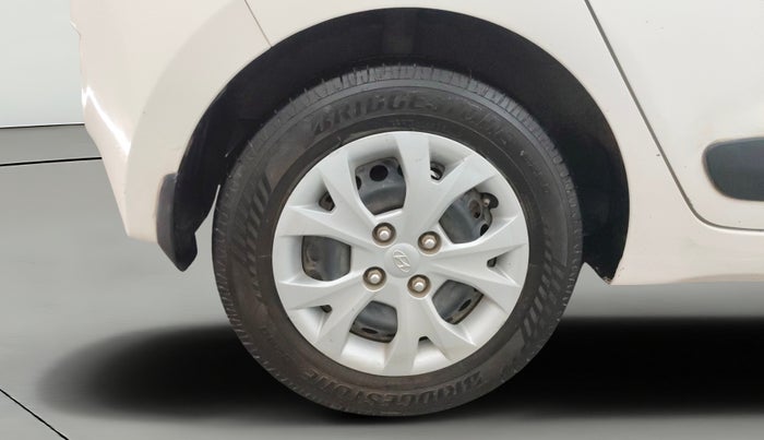 2015 Hyundai Grand i10 SPORTZ 1.2 KAPPA VTVT, Petrol, Manual, 42,040 km, Right Rear Wheel