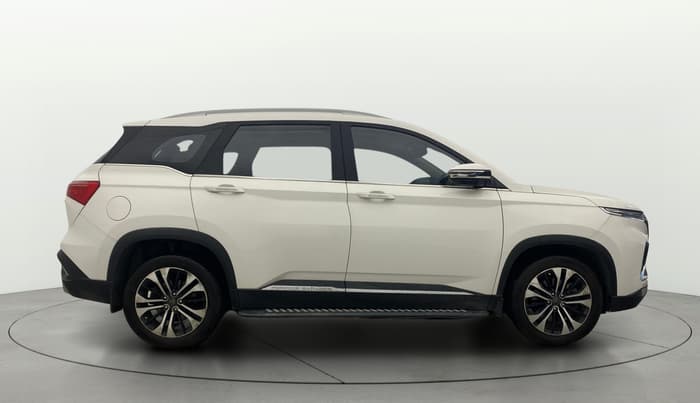 2022 MG HECTOR SHARP 1.5 PETROL CVT, Petrol, Automatic, 56,667 km, Right Side View