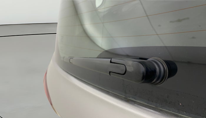 2019 Maruti Vitara Brezza ZDI AMT, Diesel, Automatic, 1,28,345 km, Rear Wiper