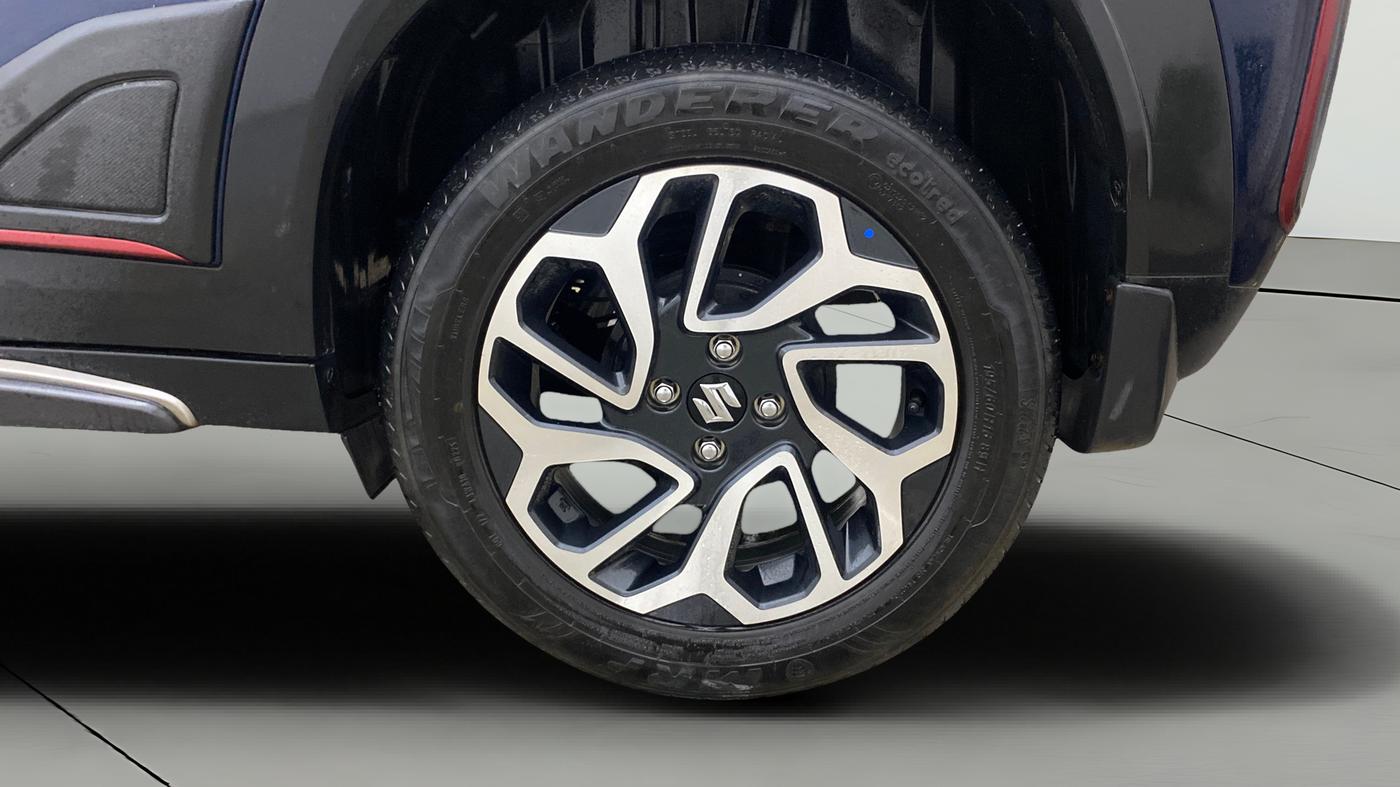 2025 Maruti FRONX ALPHA 1.0L TURBO 6 AT, Petrol, Automatic, 34,614 km, Left Rear Wheel