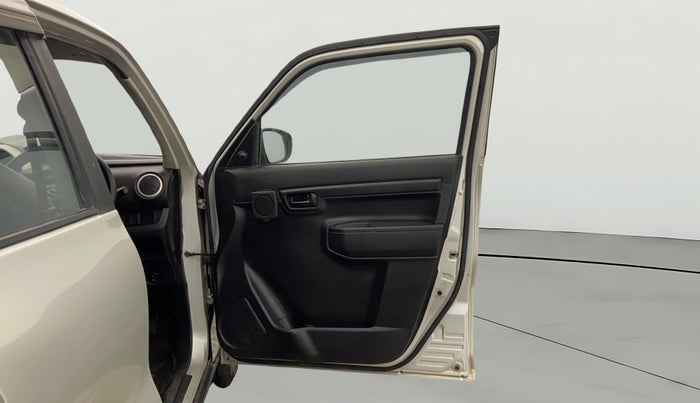 2021 Maruti S PRESSO VXI+, Petrol, Manual, 39,354 km, RHS Front Door
