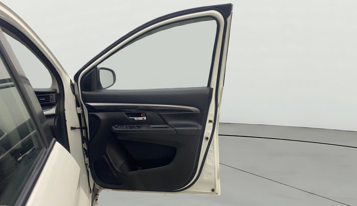 2021 Maruti XL6 ALPHA MT, Petrol, Manual, 50,103 km, RHS Front Door