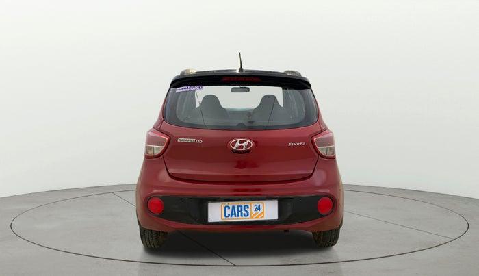 2018 Hyundai Grand i10 SPORTZ 1.2 KAPPA VTVT DUAL TONE, Petrol, Manual, 53,108 km, Back/Rear