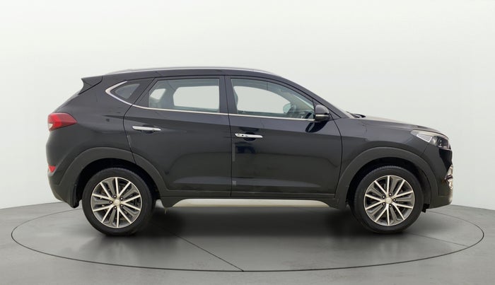 2017 Hyundai Tucson GLS 2WD AT DIESEL, Diesel, Automatic, 1,32,365 km, Right Side View