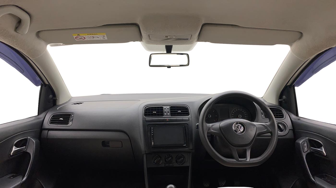 2017 Volkswagen Ameo TRENDLINE 1.5L, Diesel, Manual, 1,30,843 km, Dashboard