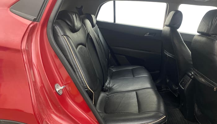 2015 Hyundai Creta SX PLUS 1.6 PETROL, Petrol, Manual, 1,05,261 km, Right Side Rear Door Cabin
