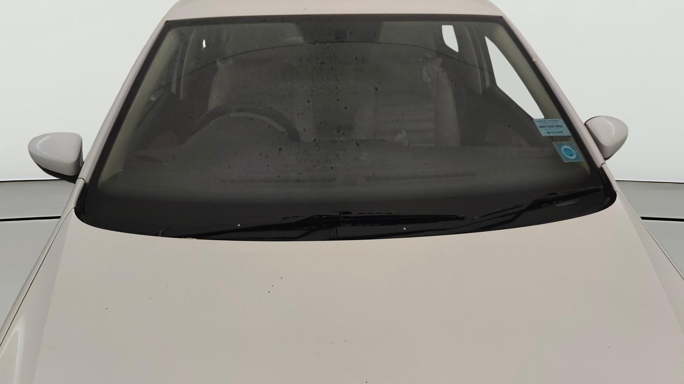 2016 Volkswagen Ameo COMFORTLINE 1.2L, Petrol, Manual, 50,963 km, Front Windshield