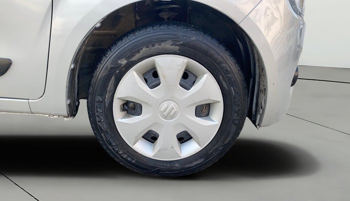 2022 Maruti New Wagon-R ZXI 1.2, Petrol, Manual, 27,107 km, Right Front Wheel