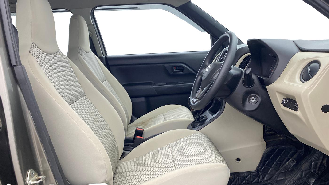 2020 Maruti New Wagon-R LXI 1.0, CNG, Manual, 1,15,676 km, Right Side Front Door Cabin