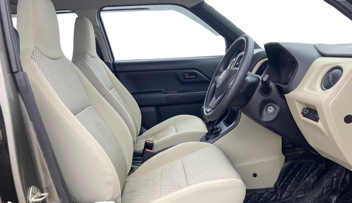 2020 Maruti New Wagon-R LXI 1.0, CNG, Manual, 1,15,676 km, Right Side Front Door Cabin