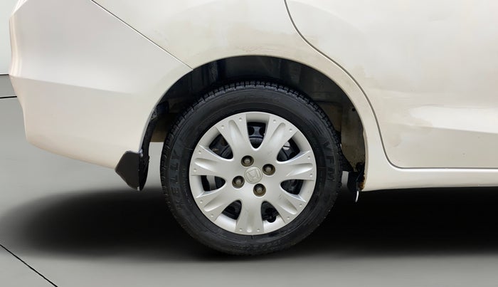 2015 Honda Amaze 1.2L I-VTEC SX, Petrol, Manual, 1,39,312 km, Right Rear Wheel