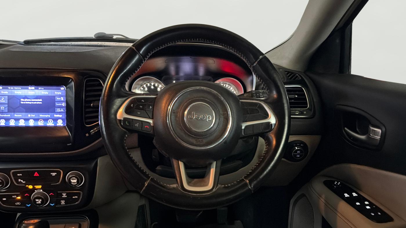 2017 Jeep Compass LIMITED 1.4 PETROL AT, Petrol, Automatic, 89,526 km, Steering Wheel Close Up