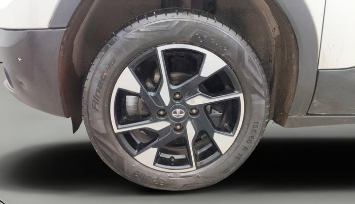 2022 Tata PUNCH CREATIVE  AMT, Petrol, Automatic, 37,768 km, Left Front Wheel