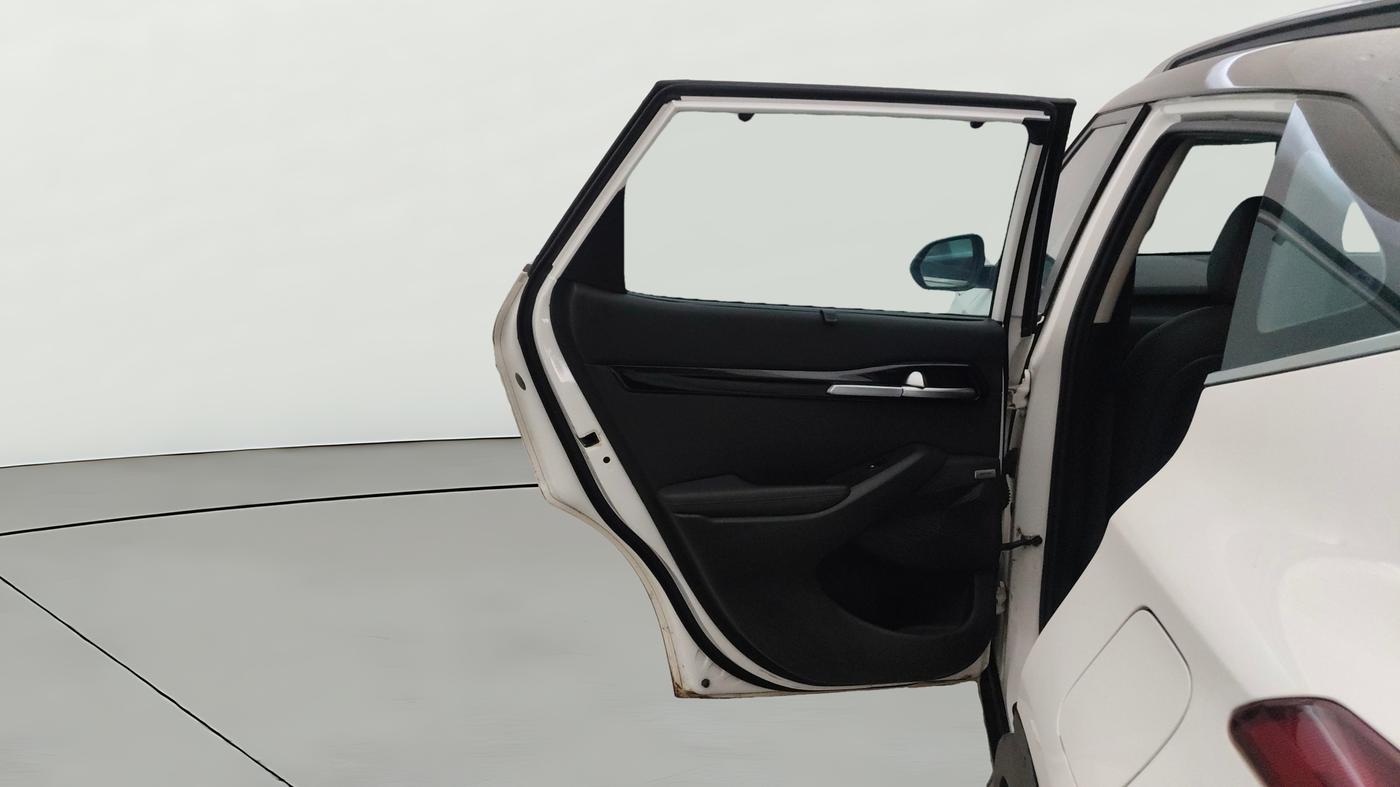 2021 KIA SELTOS GTX PLUS 1.5 DIESEL AT DUAL TONE, Diesel, Automatic, 1,18,560 km, LHS Rear Door