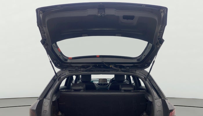 2022 Tata ALTROZ XZ PLUS PETROL DARK EDITION, Petrol, Manual, 80,230 km, Boot Door Open