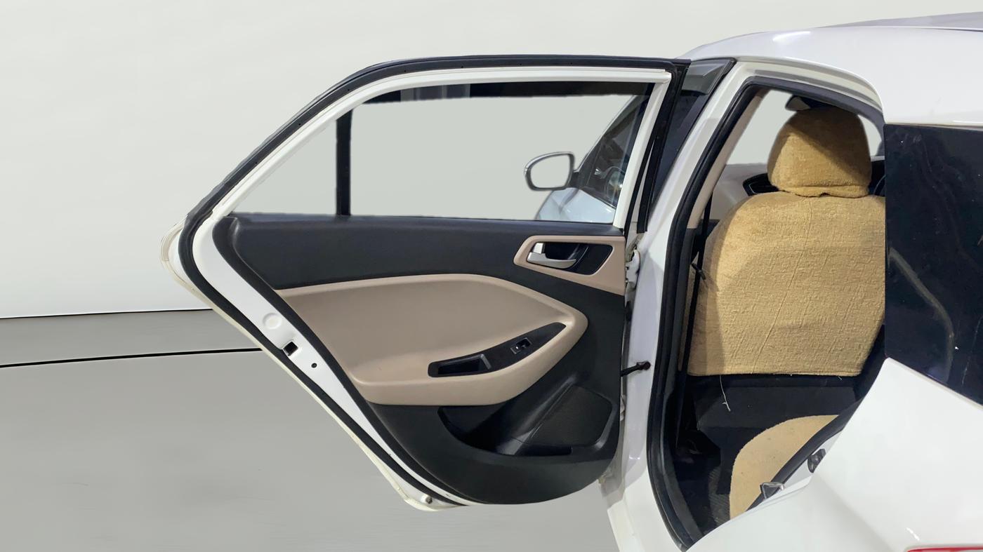 2019 Hyundai Elite i20 SPORTZ PLUS 1.2, Petrol, Manual, 1,35,371 km, LHS Rear Door