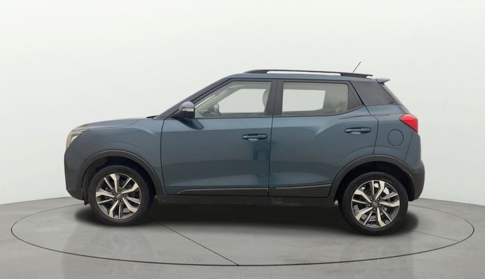 2021 Mahindra XUV300 W8 (O) 1.5 DIESEL, Diesel, Manual, 32,332 km, Left Side