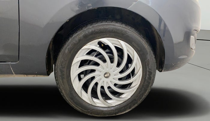 2015 Tata Zest XM PETROL, CNG, Manual, 52,534 km, Right Front Wheel