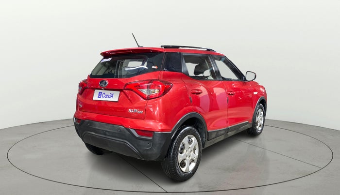 2020 Mahindra XUV300 W6 1.2 PETROL, Petrol, Manual, 33,270 km, Right Back Diagonal