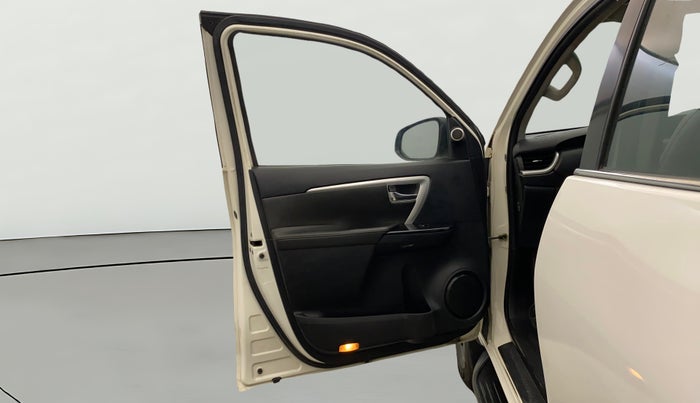 2018 Toyota Fortuner 2.8 4X2 MT, Diesel, Manual, 1,38,251 km, LHS Front Door