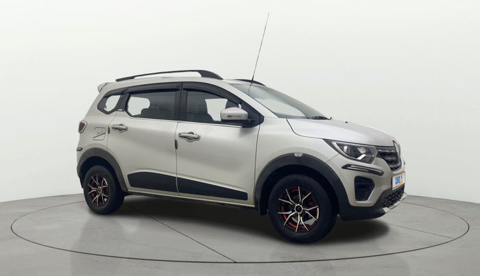 2019 Renault TRIBER RXT, Petrol, Manual, 31,668 km, Right Front Diagonal