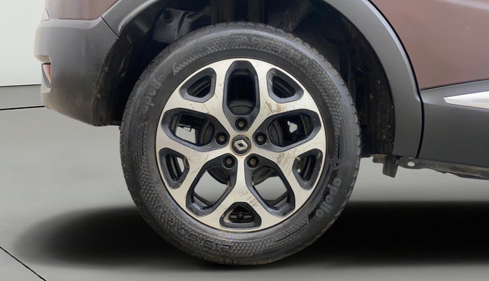 2017 Renault Captur RXT PETROL DUAL TONE, Petrol, Manual, 53,644 km, Right Rear Wheel