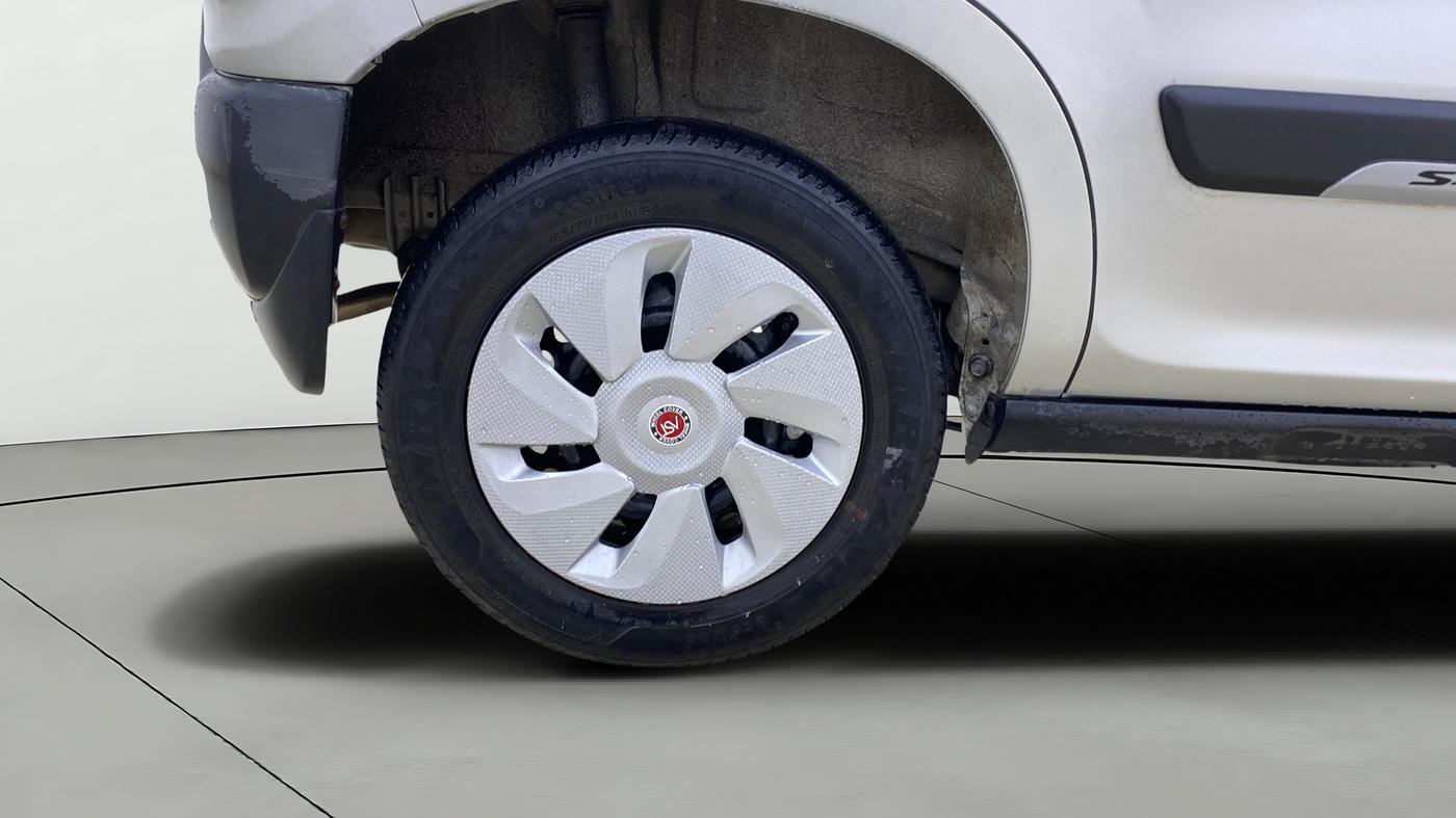 2021 Maruti S PRESSO VXI, Petrol, Manual, 67,531 km, Right Rear Wheel