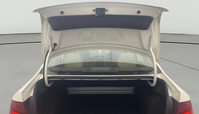 2018 Volkswagen Vento HIGHLINE PETROL AT, Petrol, Automatic, 48,512 km, Boot Door Open