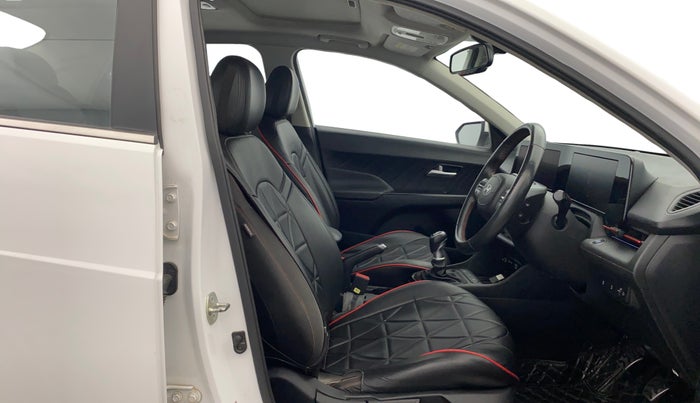 2023 Hyundai Verna 1.5 TURBO GDI MT SX, Petrol, Manual, 24,812 km, Right Side Front Door Cabin