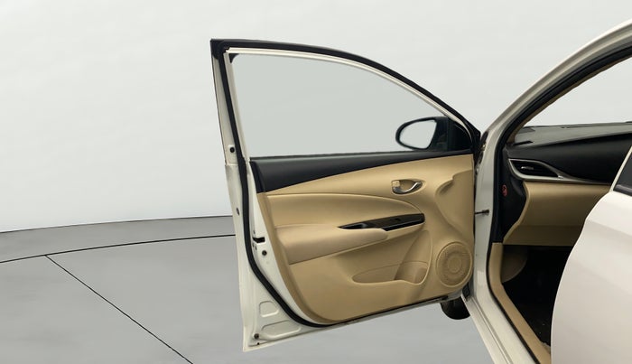 2021 Toyota YARIS G MT, Petrol, Manual, 44,822 km, LHS Front Door