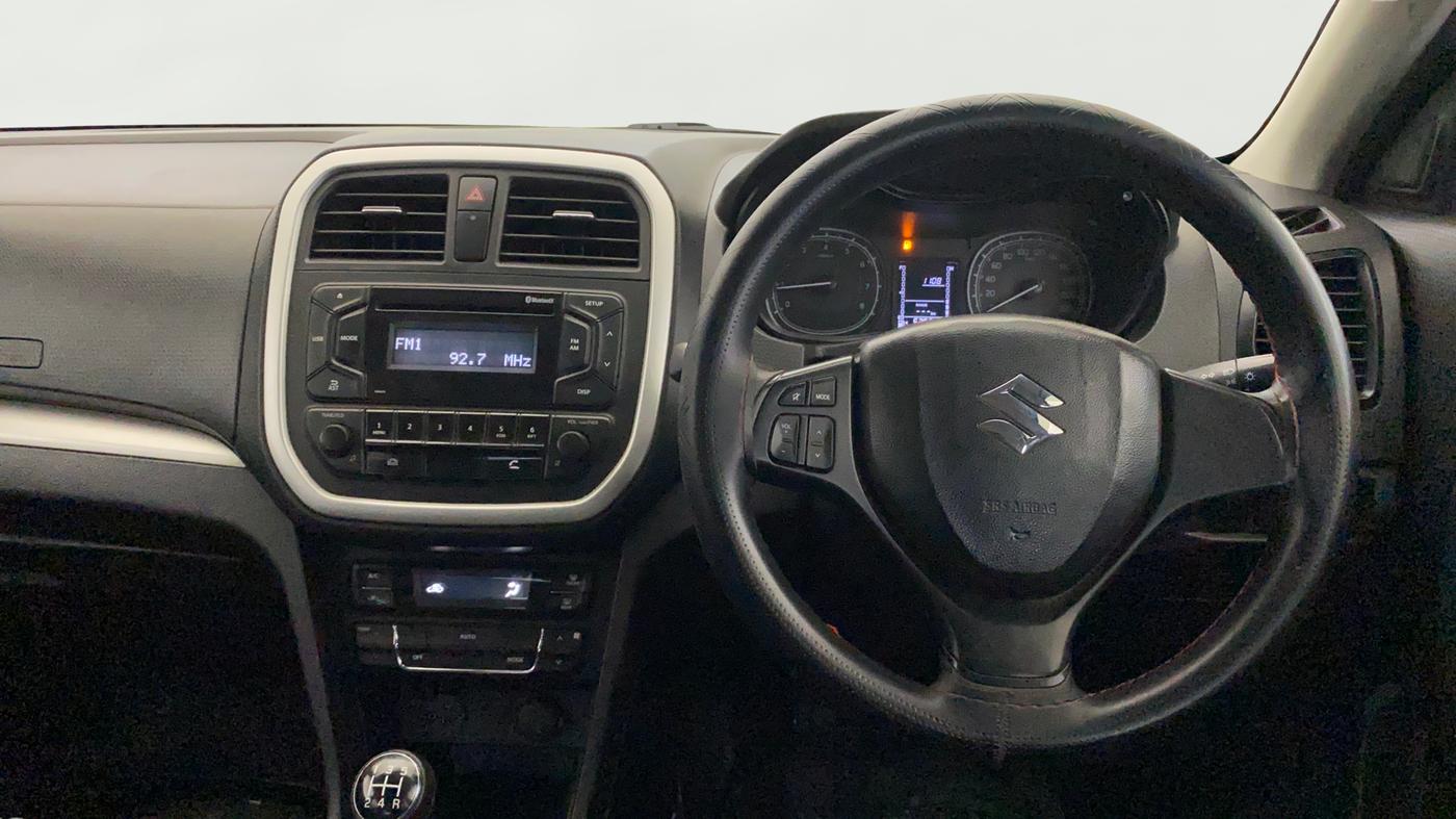 2021 Maruti Vitara Brezza VXI, Petrol, Manual, 52,709 km, Steering Wheel Close Up
