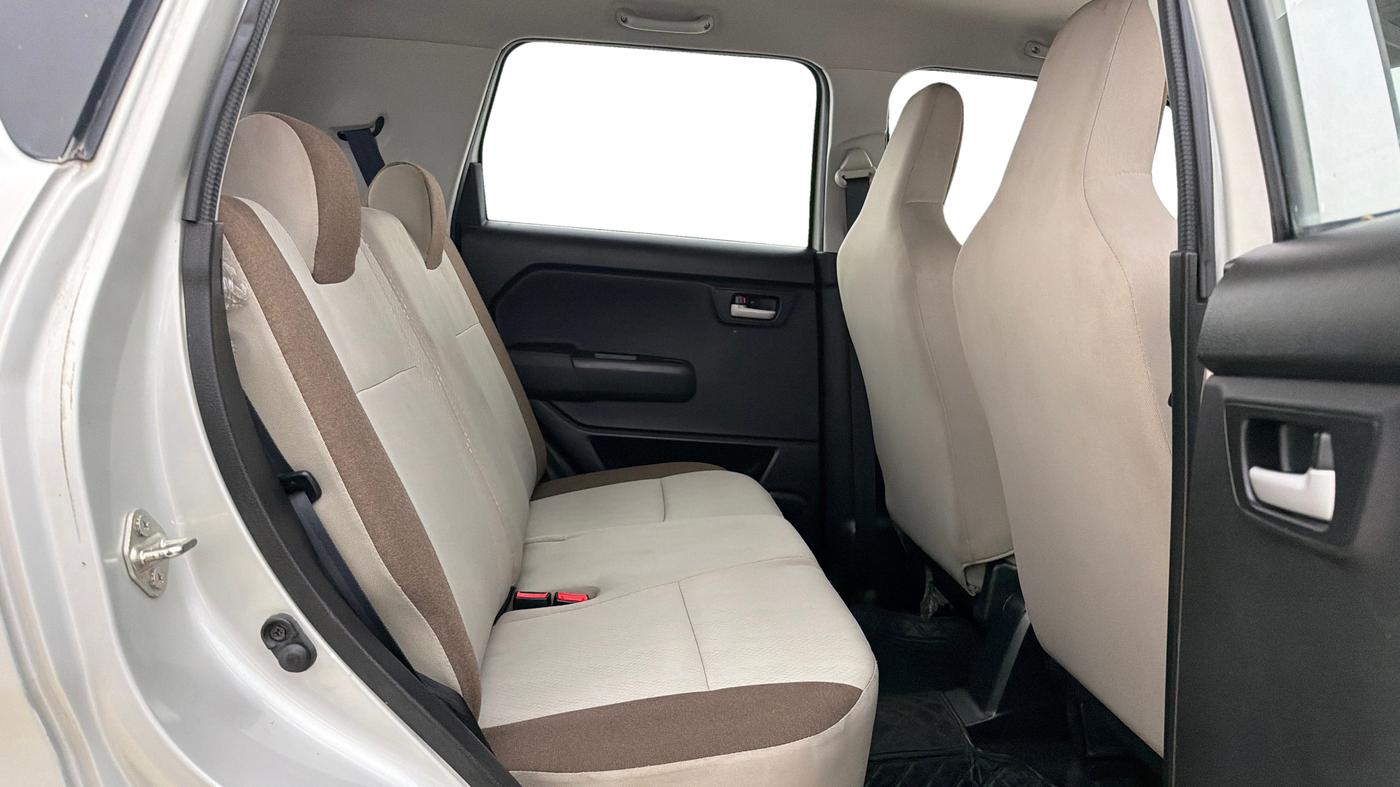 2022 Maruti New Wagon-R VXI (O) 1.0, Petrol, Manual, 18,267 km, Right Side Rear Door Cabin