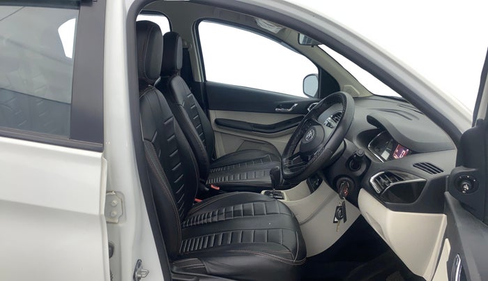 2022 Tata Tiago XZA PLUS DUAL TONE PETROL, Petrol, Automatic, 24,930 km, Right Side Front Door Cabin