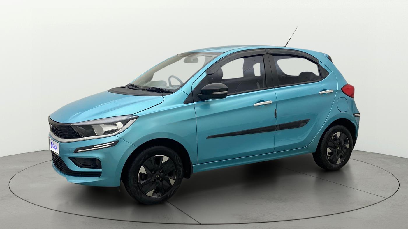 2025 Tata Tiago XTA PETROL, Petrol, Automatic, 16,589 km, Left Front Diagonal