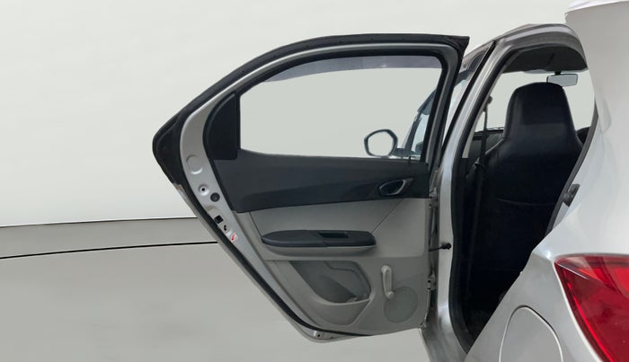 2018 Tata Tiago XE PETROL, CNG, Manual, 53,821 km, LHS Rear Door
