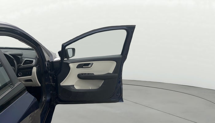 2023 Tata ALTROZ XZ PLUS O SUNROOF CNG, CNG, Manual, 20,155 km, RHS Front Door