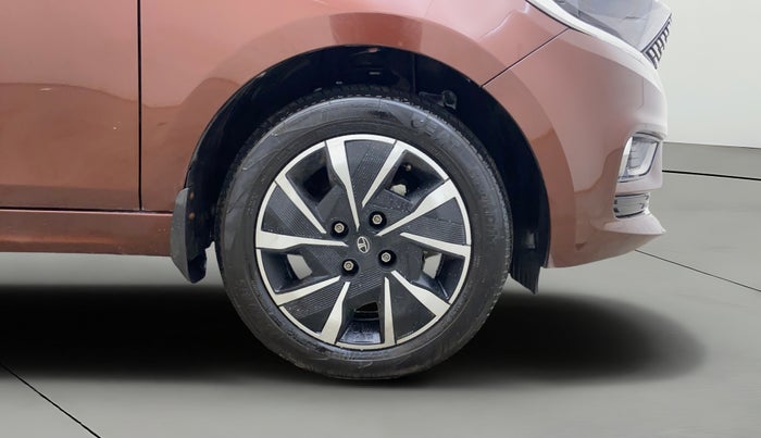 2025 Tata TIGOR XZA PLUS PETROL, Petrol, Automatic, 3,532 km, Right Front Wheel