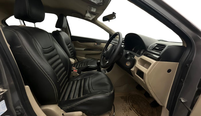 2018 Maruti Ciaz SIGMA 1.4 MT PETROL, Petrol, Manual, 80,412 km, Right Side Front Door Cabin