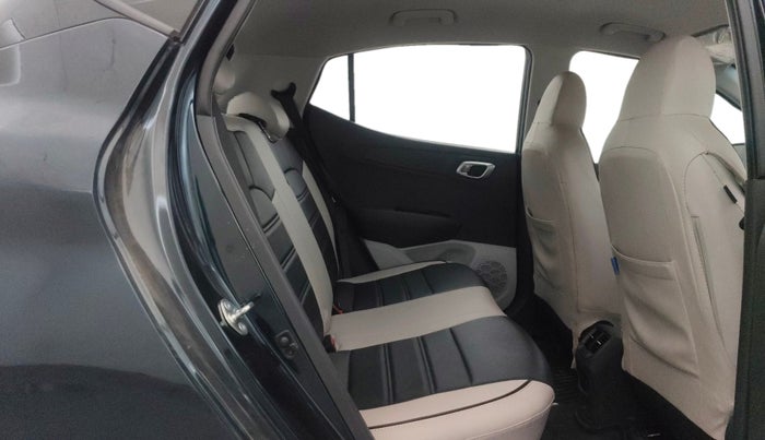 2024 Hyundai GRAND I10 NIOS SPORTZ AMT 1.2 KAPPA VTVT, Petrol, Automatic, 11,067 km, Right Side Rear Door Cabin