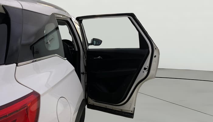 2020 MG HECTOR SHARP 1.5 DCT PETROL, Petrol, Automatic, 20,106 km, RHS Rear Door