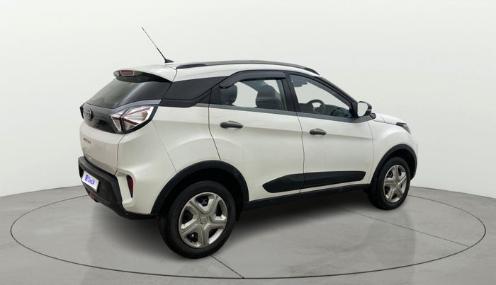 2021 Tata NEXON XM SUNROOF PETROL, Petrol, Manual, 57,668 km, Right Back Diagonal