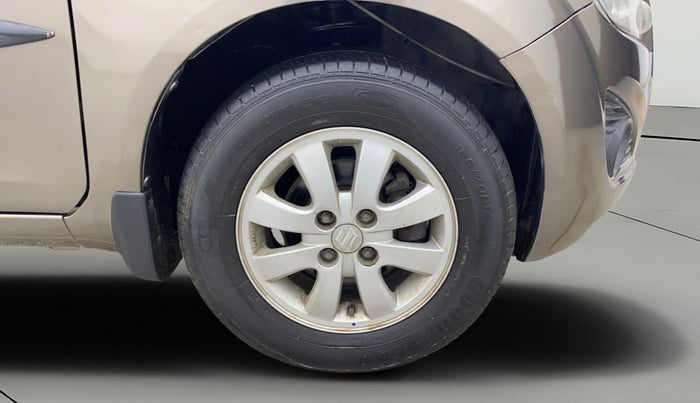 2012 Maruti Ritz ZXI, Petrol, Manual, 38,241 km, Right Front Wheel