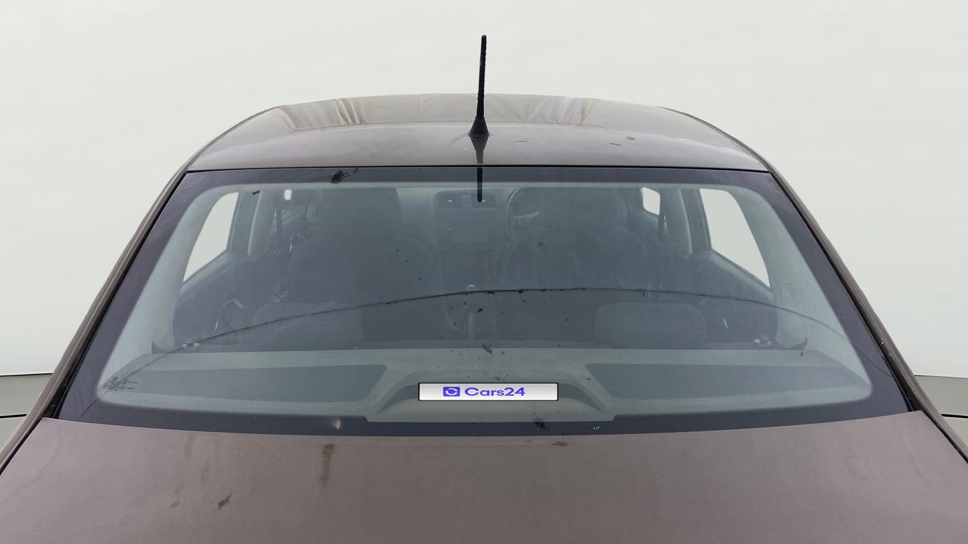 2018 Volkswagen Ameo TRENDLINE 1.0L, CNG, Manual, 1,32,995 km, Rear Windshield