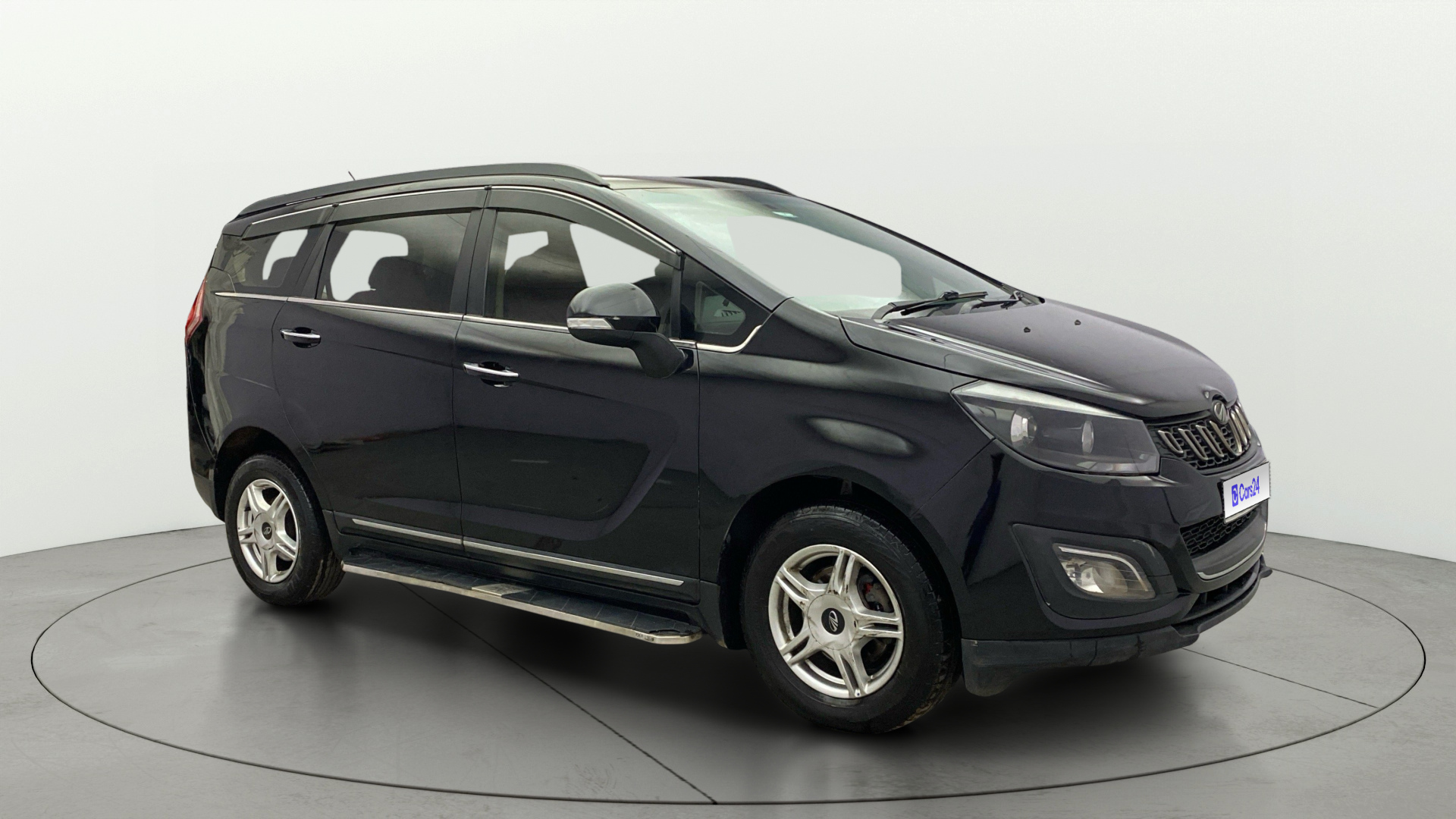 2019 Mahindra Marazzo M6 8 STR 2019 Mahindra Marazzo M6 8 STR