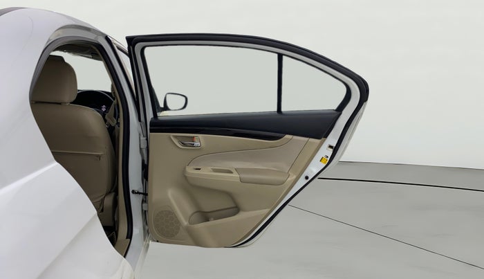 2016 Maruti Ciaz ZXI, Petrol, Manual, 49,976 km, RHS Rear Door