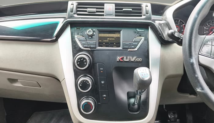 2016 Mahindra Kuv100 K6 PLUS 6 STR, Petrol, Manual, 30,379 km, Air Conditioner